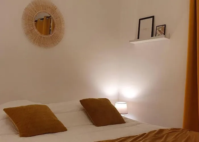 아파트 Et A 2 Pas De La Cite 카르카손