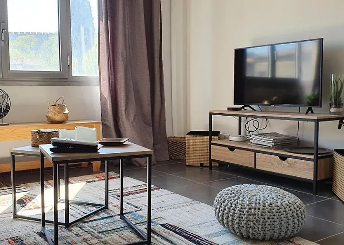 Διαμέρισμα Et A 2 Pas De La Cite